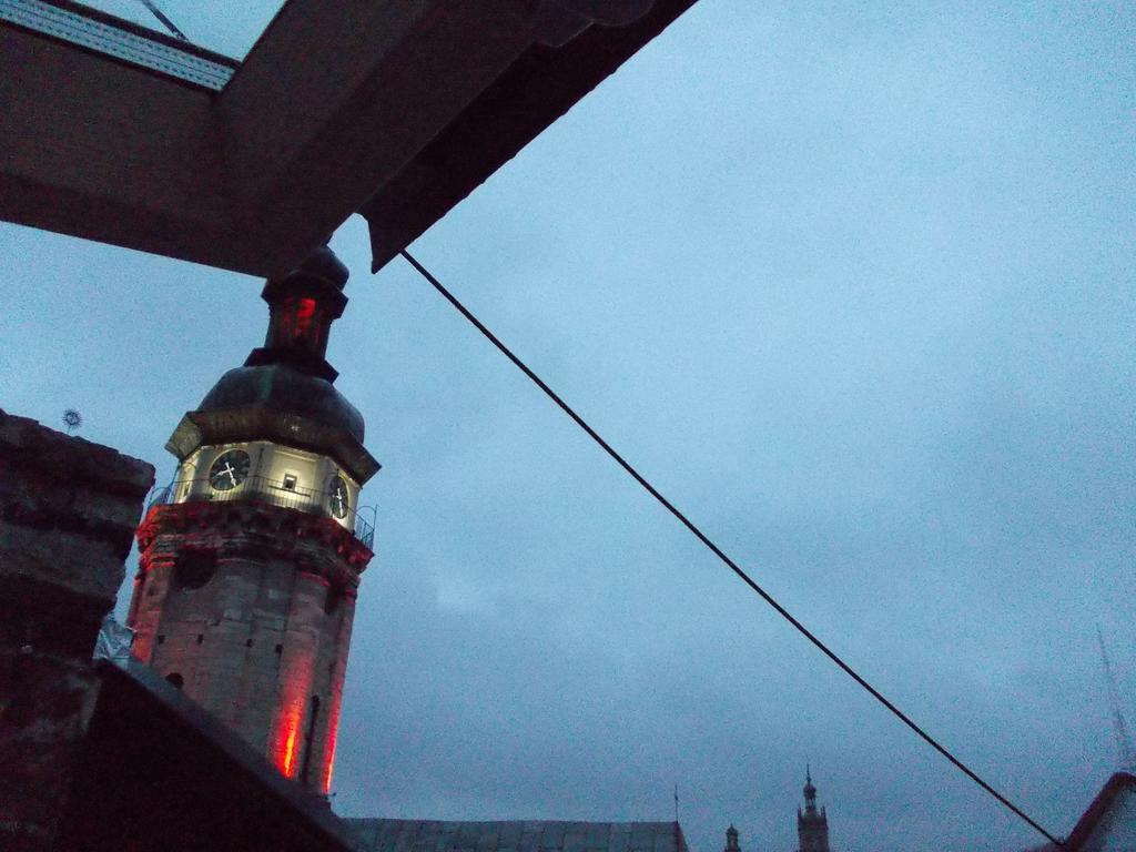Lviv Amazing Rooftop Apartment 外观 照片